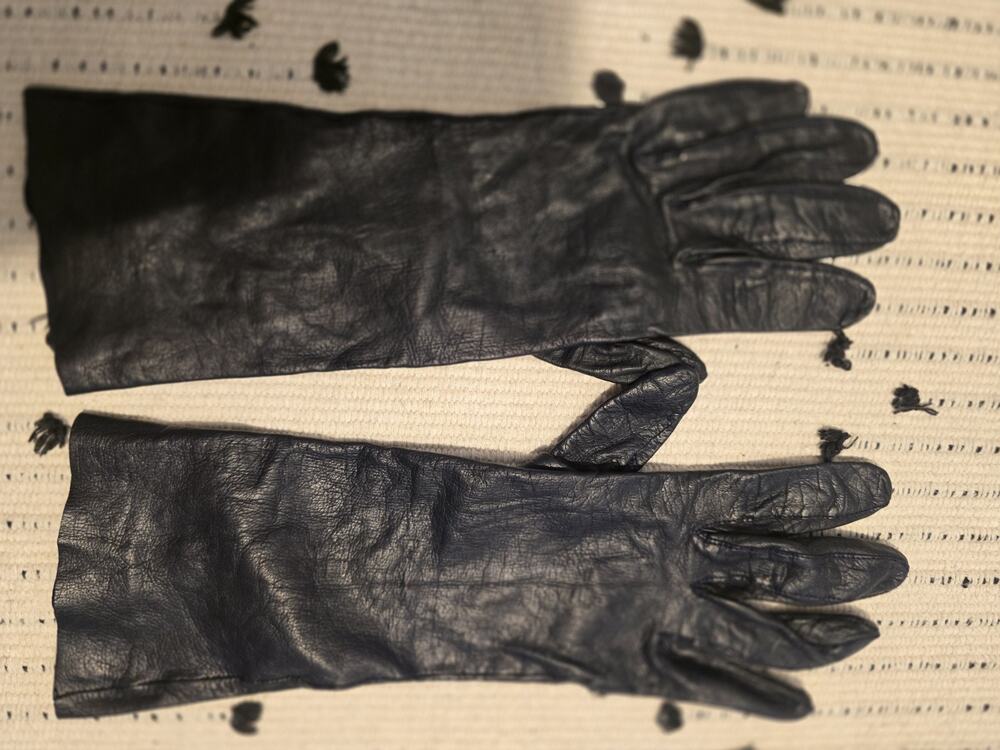 Vintage French Leather Black Table Cut Gloves Size 7 Women’s Preowned vtg drive